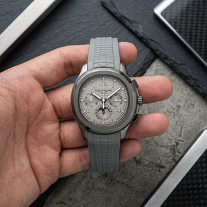 Chronograph Mens Watch With Rubber Strap Stylish Sports Design